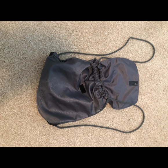 New balance men’s backpack(with string straps) - Picture 4 of 4
